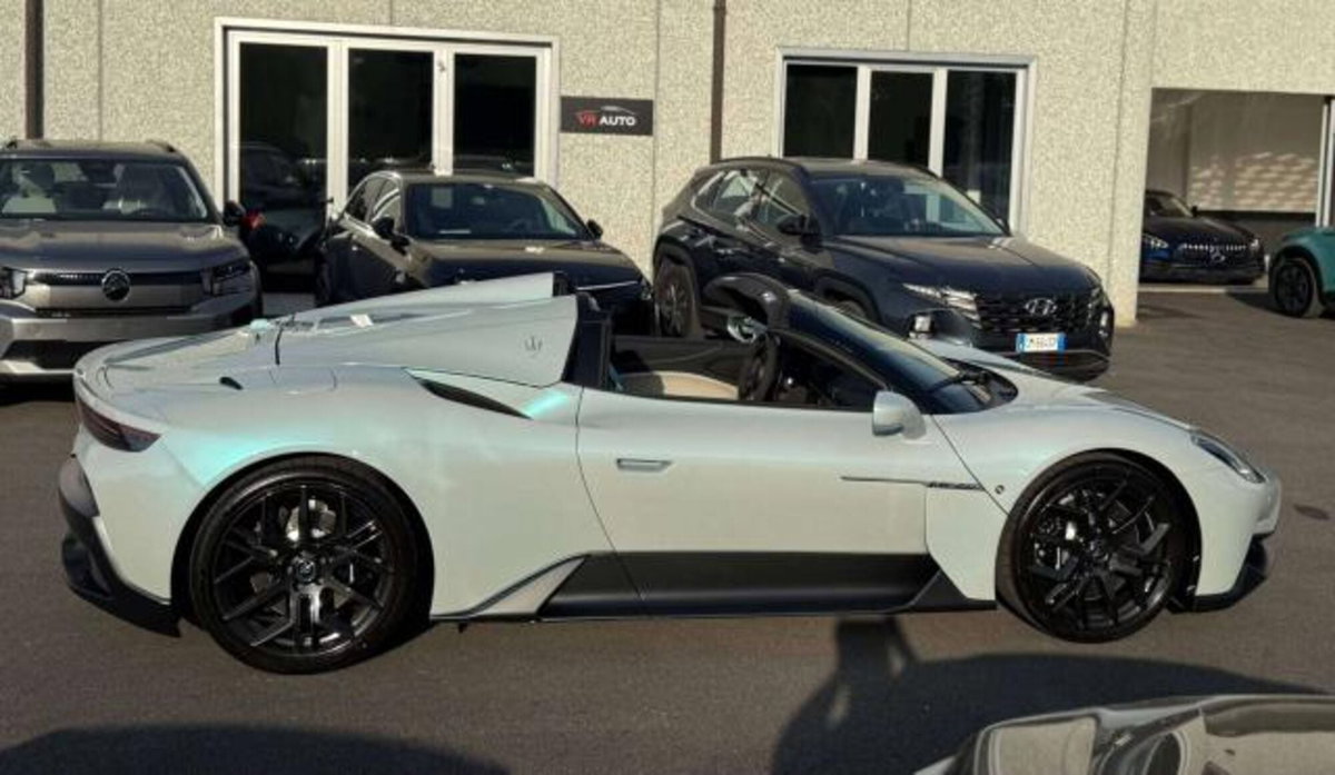 Maserati MC20 Spider 3.0 V6 630cv rwd auto (6)