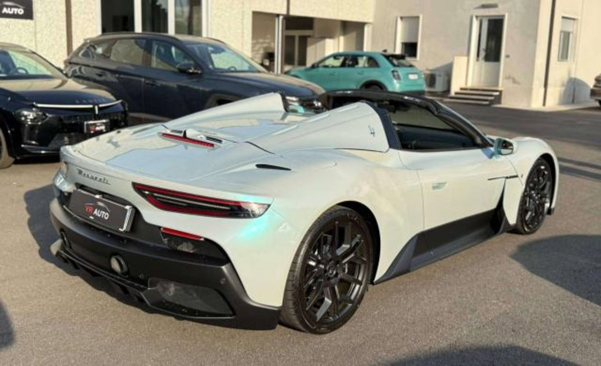 Maserati MC20 Spider 3.0 V6 630cv rwd auto (7)