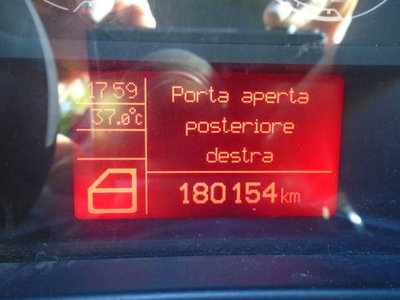 Alfa Romeo Giulietta 1.4 Turbo multiair Exclusive 170cv (11)