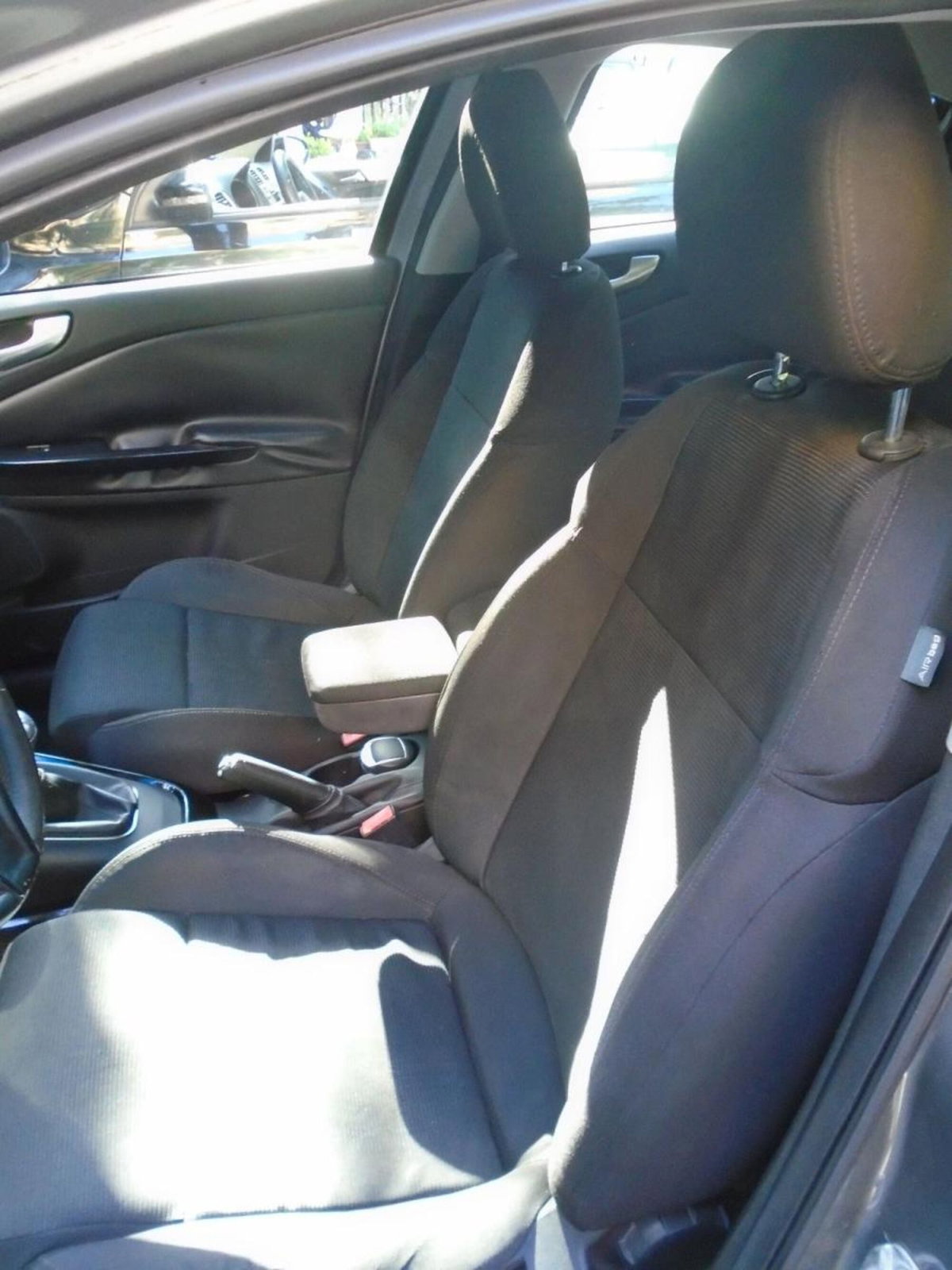 Alfa Romeo Giulietta 1.4 Turbo multiair Exclusive 170cv (8)