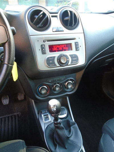 Alfa Romeo MiTo 1.3 JTDm-2 95 CV S&S BlackLine Collection SS (12)