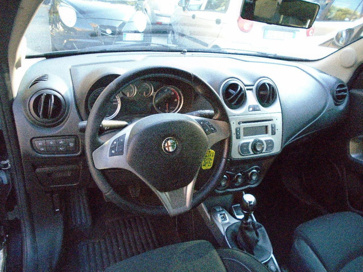 Alfa Romeo MiTo 1.3 JTDm-2 95 CV S&S BlackLine Collection SS (9)