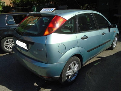 Ford Focus 1.8 TDCi (100CV) cat 5p. Zetec usata