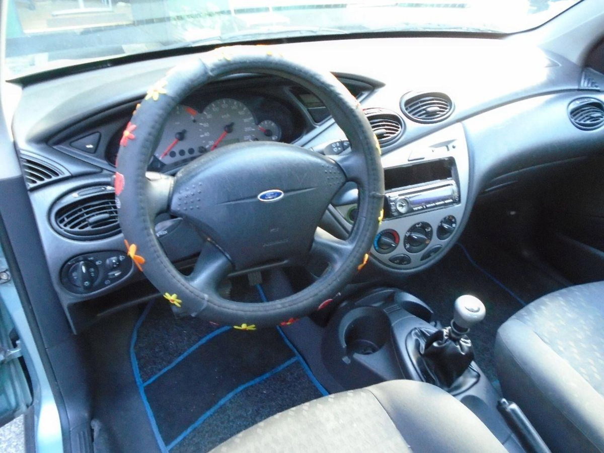 Ford Focus 1.8 TDCi (100CV) cat 5p. Zetec (10)