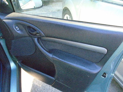 Ford Focus 1.8 TDCi (100CV) cat 5p. Zetec (13)