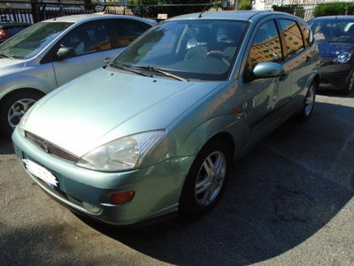 Ford Focus 1.8 TDCi (100CV) cat 5p. Zetec (3)