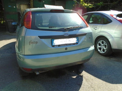 Ford Focus 1.8 TDCi (100CV) cat 5p. Zetec (6)