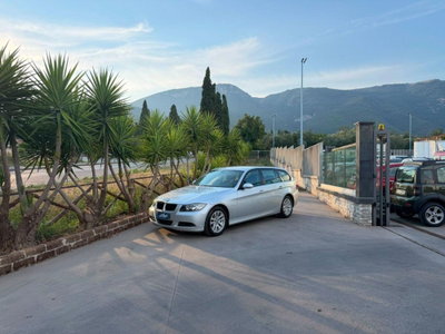 BMW Serie 3 Touring 320d cat  Futura usata