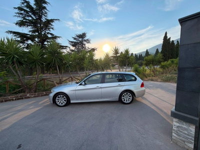 BMW Serie 3 Touring 320d cat  Futura (2)
