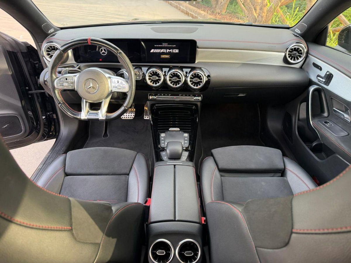 Mercedes-Benz CLA 35 AMG 4Matic (10)