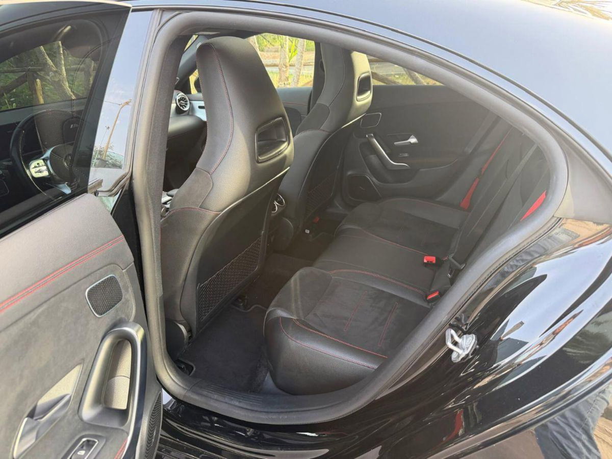 Mercedes-Benz CLA 35 AMG 4Matic (8)