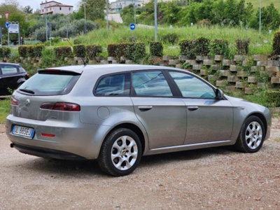 Alfa Romeo 159 SportWagon 1.9 JTDm 16V Sportwagon Progression (6)
