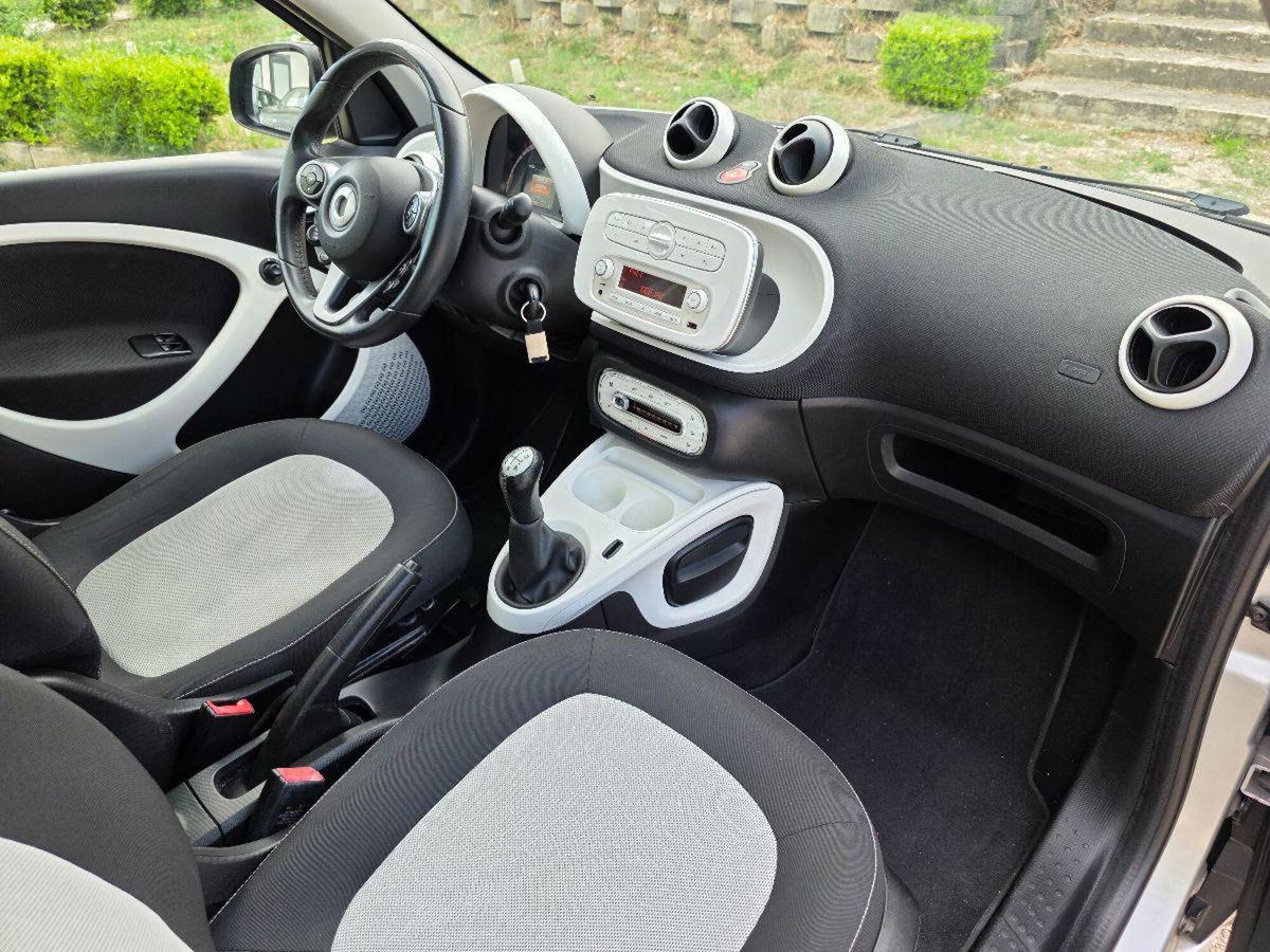 smart forfour forfour 70 1.0 Passion (19)