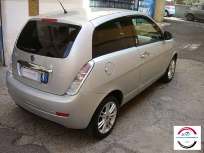 Lancia Ypsilon 1.2 69 CV Platinum (4)