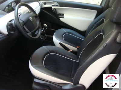 Lancia Ypsilon 1.2 69 CV Platinum (7)