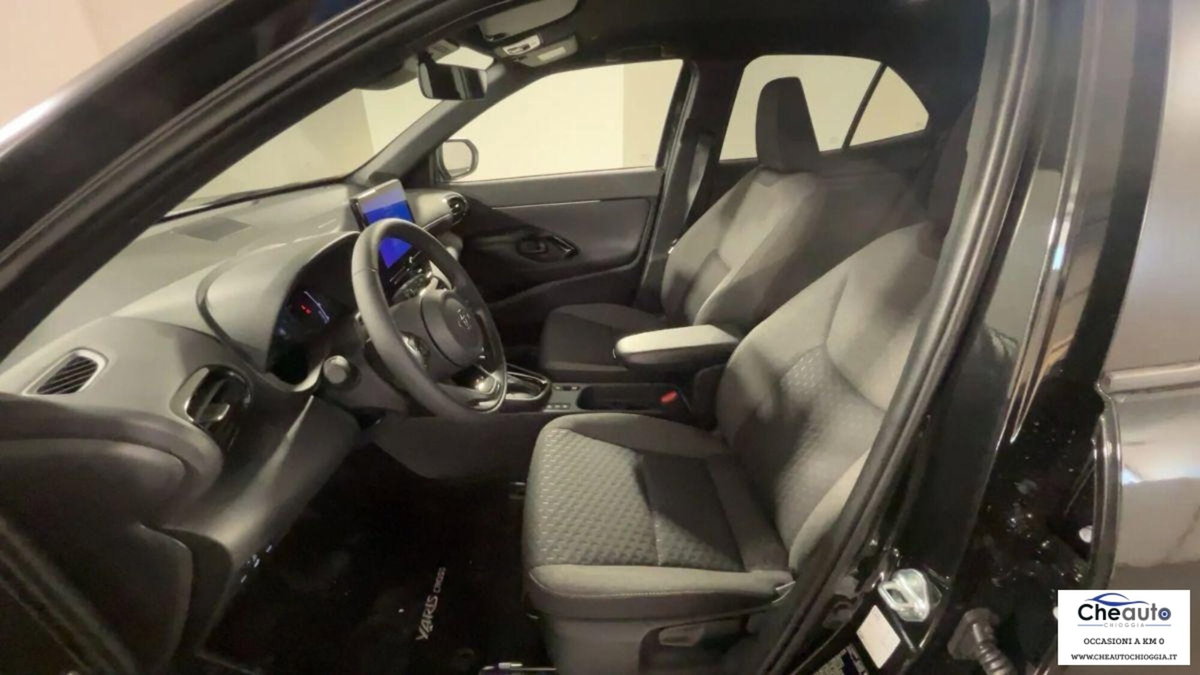 Toyota Yaris Cross 1.5 Hybrid 5p. E-CVT Trend (13)