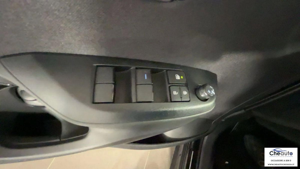 Toyota Yaris Cross 1.5 Hybrid 5p. E-CVT Trend (8)