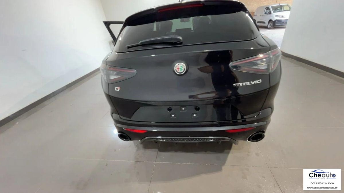 Alfa Romeo Stelvio Stelvio 2.2 Turbodiesel 210 CV AT8 Q4 Ti (12)