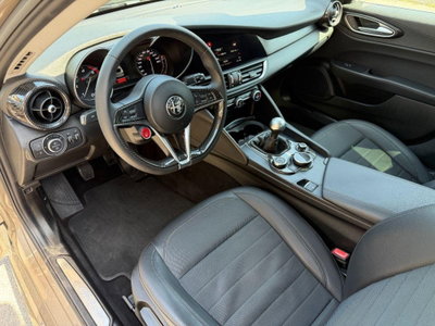 Alfa Romeo Giulia 2.2 Turbodiesel 150 CV AT8 Super (11)