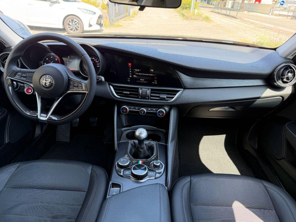 Alfa Romeo Giulia 2.2 Turbodiesel 150 CV AT8 Super (12)