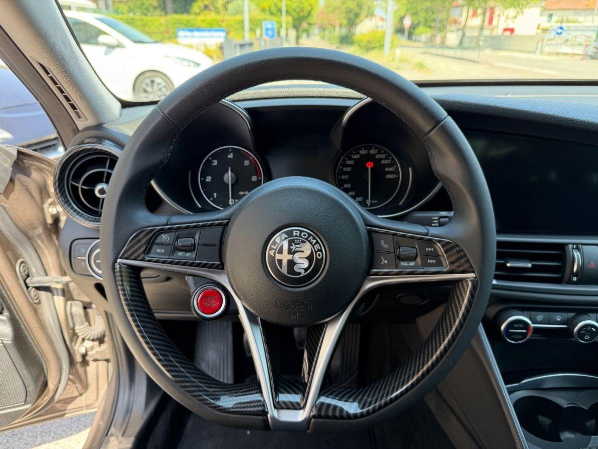 Alfa Romeo Giulia 2.2 Turbodiesel 150 CV AT8 Super (13)