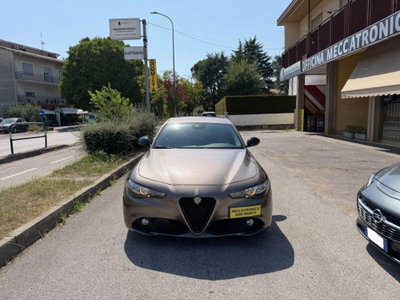 Alfa Romeo Giulia 2.2 Turbodiesel 150 CV AT8 Super (2)