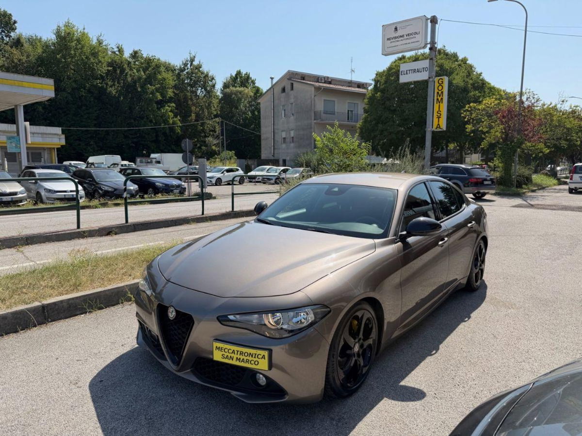 Alfa Romeo Giulia 2.2 Turbodiesel 150 CV AT8 Super (3)