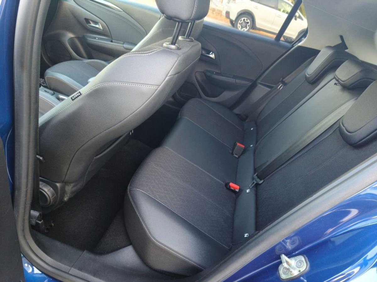 Opel Corsa 1.5 D 100 CV GS Line (20)