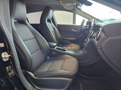 Mercedes-Benz CLA Shooting Brake 180 d Premium (10)