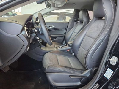 Mercedes-Benz CLA Shooting Brake 180 d Premium (7)
