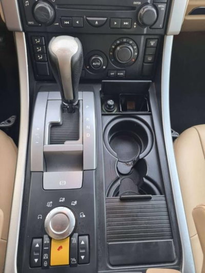 Land Rover Range Rover Sport 3.6 TDV8 SE (15)