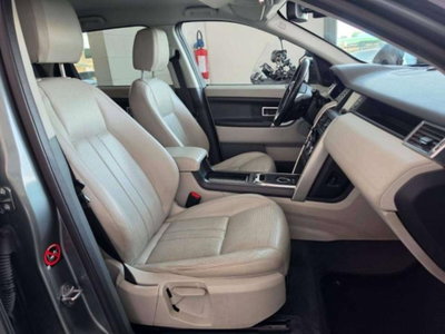 Land Rover Discovery Sport 2.0 TD4 150 CV HSE Luxury (11)