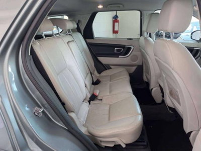 Land Rover Discovery Sport 2.0 TD4 150 CV HSE Luxury (13)