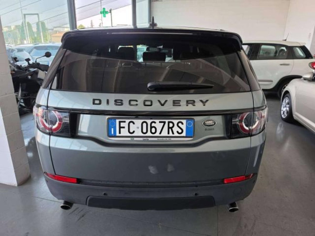 Land Rover Discovery Sport 2.0 TD4 150 CV HSE Luxury (5)