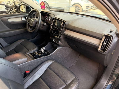 Volvo XC40 D3 AWD Geartronic Inscription (11)