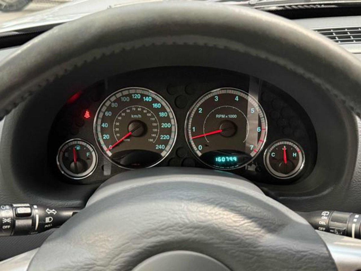 Jeep Cherokee 3.7 V6 Limited (18)