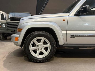 Jeep Cherokee 3.7 V6 Limited (7)