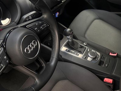 Audi A3 Sportback 35 TDI S tronic Business (10)