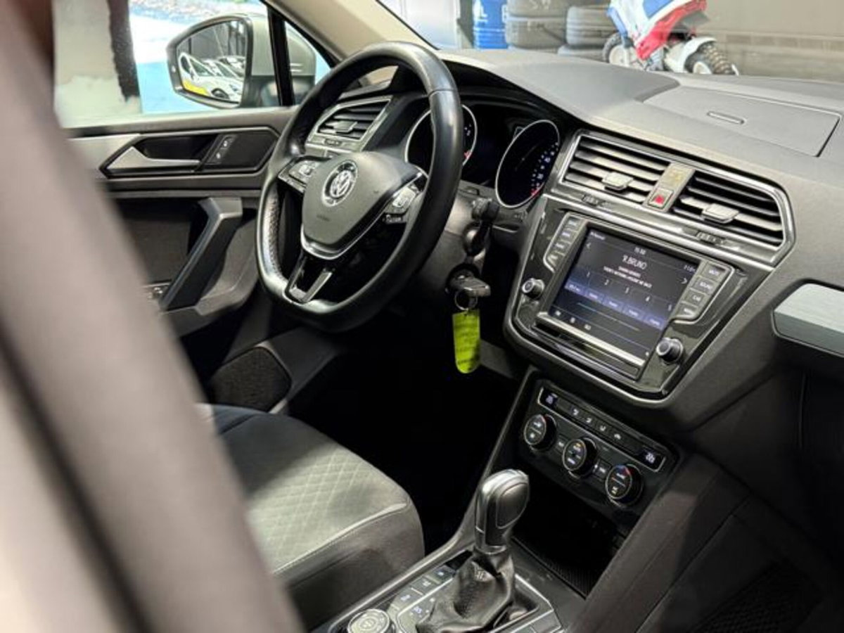 Volkswagen Tiguan 2.0 TDI SCR DSG 4MOTION Style BMT (13)
