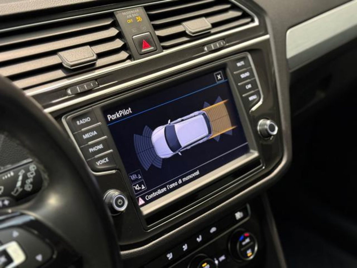 Volkswagen Tiguan 2.0 TDI SCR DSG 4MOTION Style BMT (15)