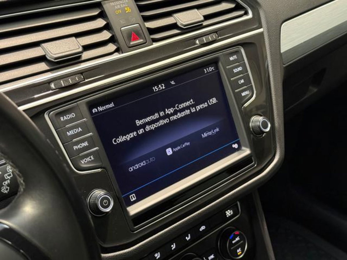 Volkswagen Tiguan 2.0 TDI SCR DSG 4MOTION Style BMT (16)