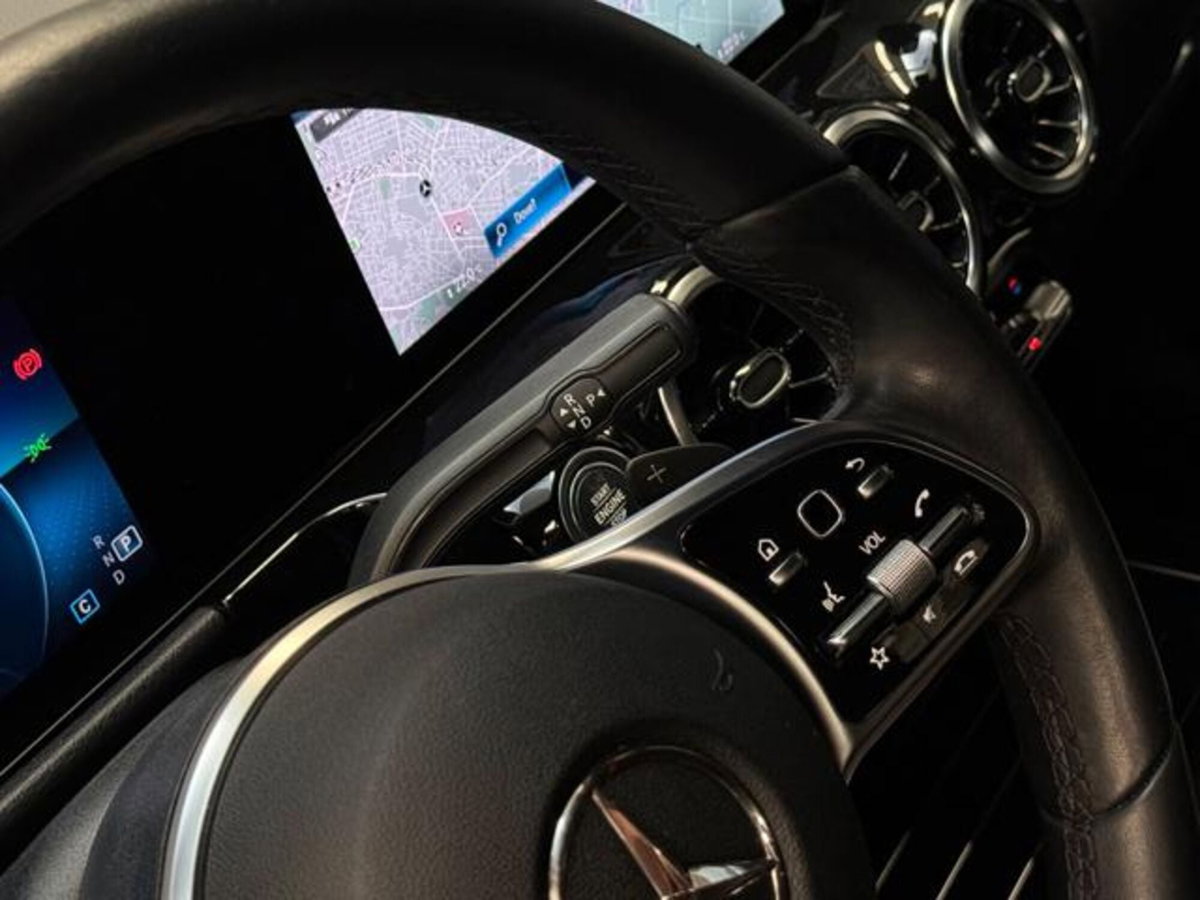 Mercedes-Benz GLA SUV 180 d Business Extra auto (10)