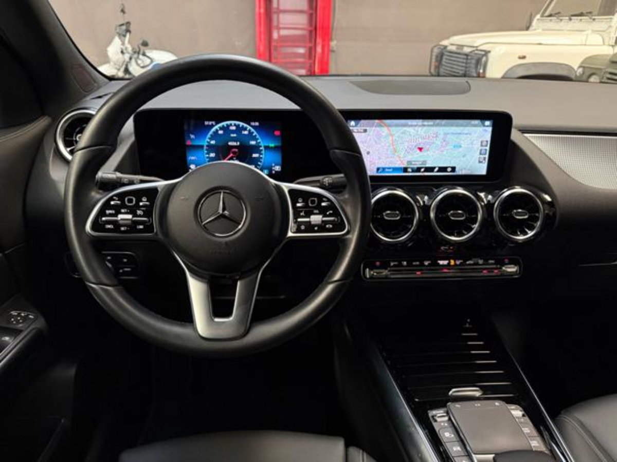 Mercedes-Benz GLA SUV 180 d Business Extra auto (13)