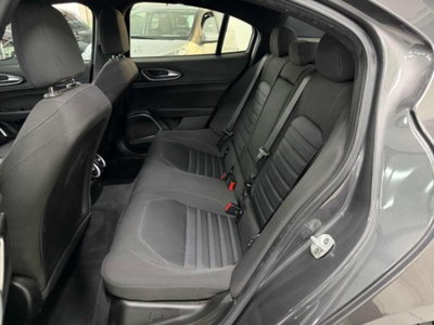 Alfa Romeo Giulia 2.2 Turbodiesel 160 CV AT8 Super (7)