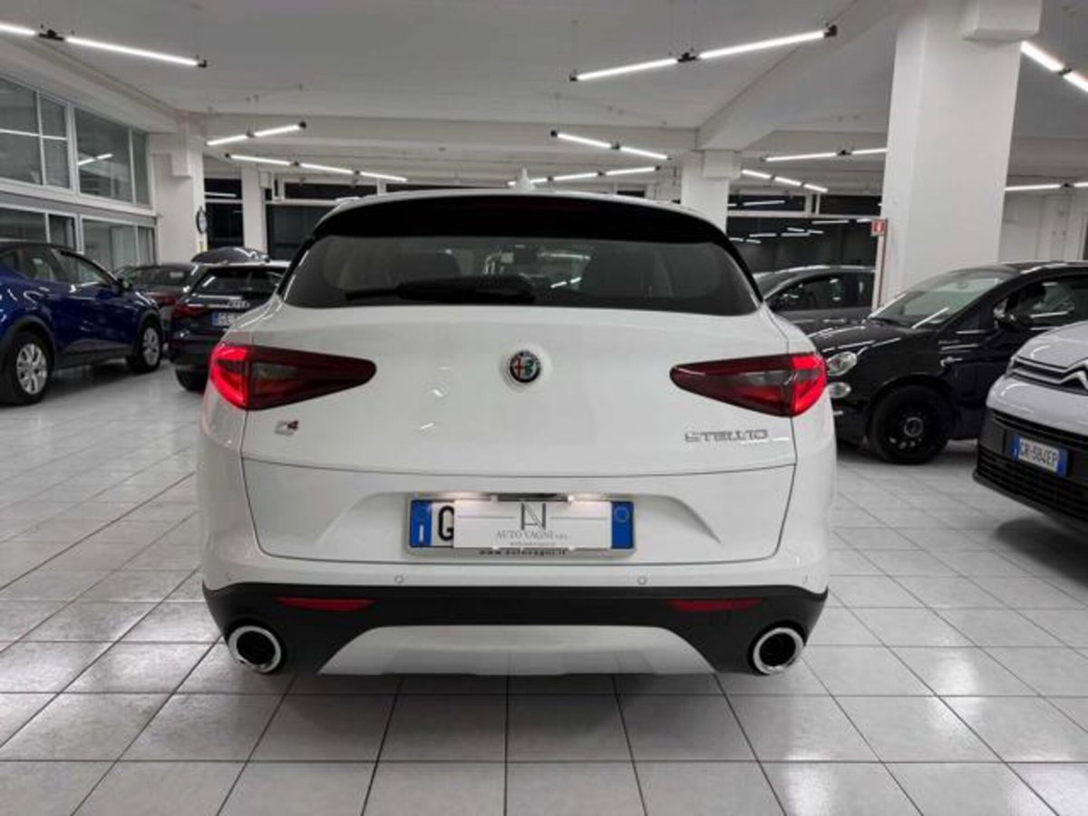 Alfa Romeo Stelvio Stelvio 2.2 Turbodiesel 190 CV AT8 Q4 Super Business (5)