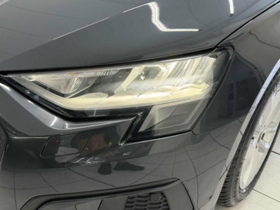 Audi A3 Sportback 30 g-tron S tronic Business (15)