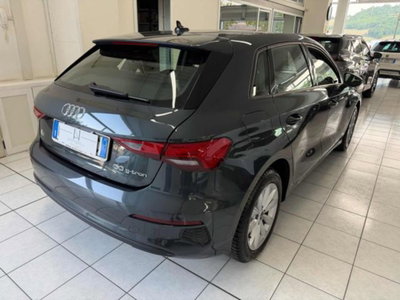 Audi A3 Sportback 30 g-tron S tronic Business (3)