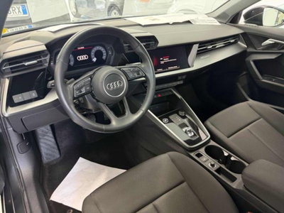Audi A3 Sportback 30 g-tron S tronic Business (7)