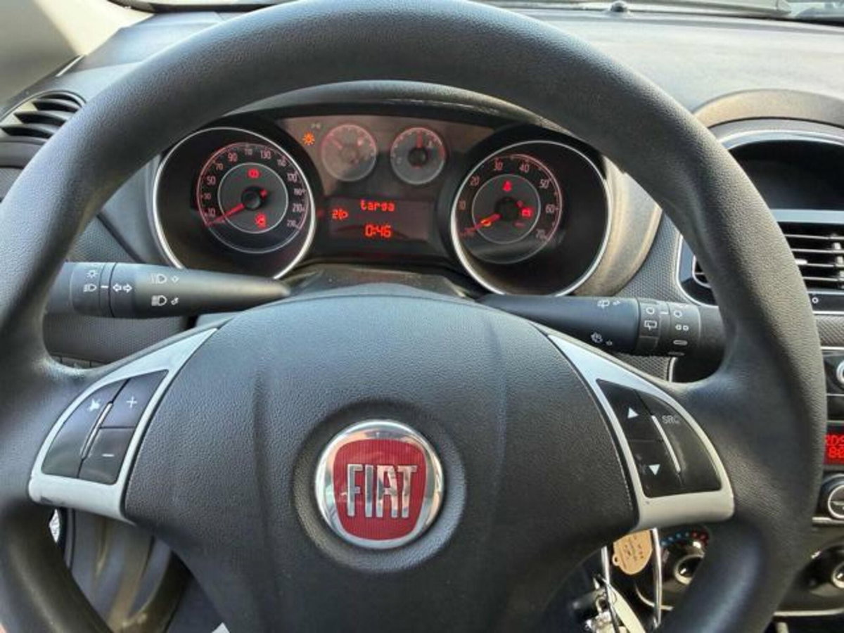 Fiat Punto 1.3 MJT II S&S 95 CV 5 porte Street (12)