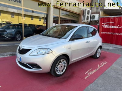 Lancia Ypsilon 1.2 69 CV 5 porte Gold